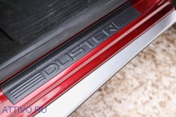 Накладки на внутренние пороги дверей Вариант 1 Renault Duster 2010-2014,2015-н.в